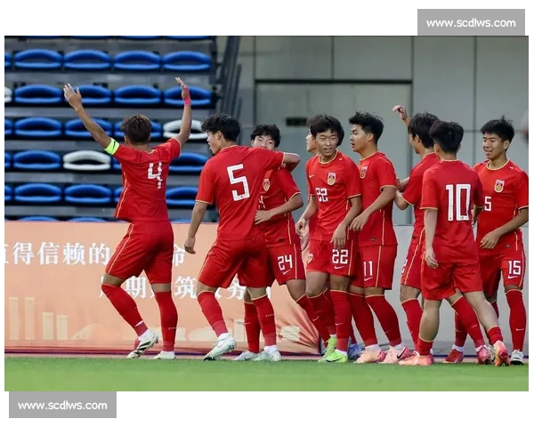 国足对阵乌兹别克裁判安排引热议执法尺度与比赛走势或成关注焦点